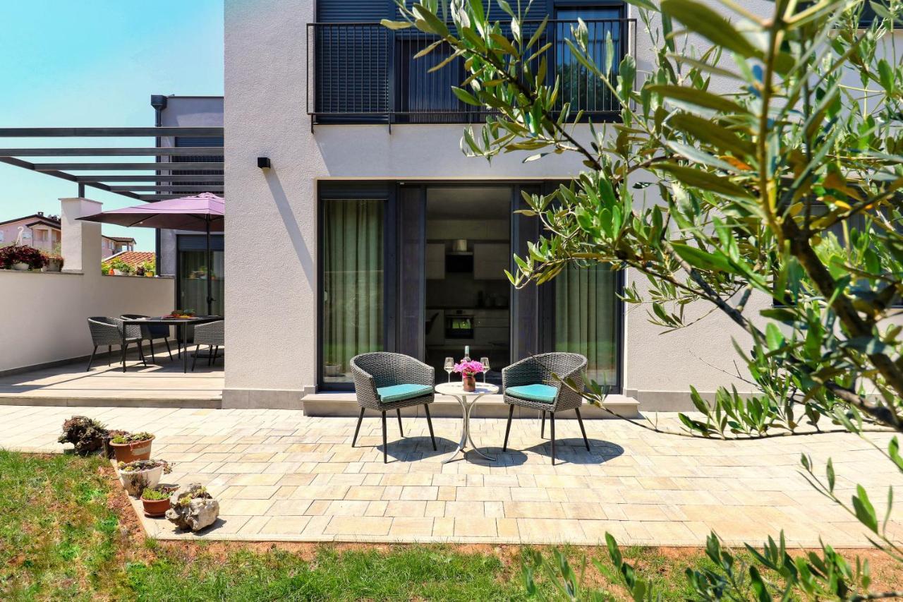 Papillon I Dolce Vita Tar-Vabriga Εξωτερικό φωτογραφία